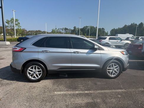 Used 2022 Ford Edge SEL w/ Convenience Package AWD/4WD image 5