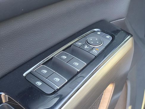 Used 2024 Nissan Pathfinder Platinum w/ Cargo Package image 19