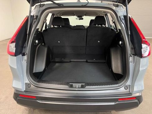 Used 2023 Honda CR-V LX image 16