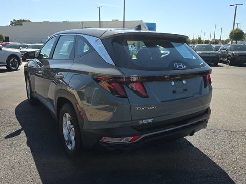 Certified 2024 Hyundai Tucson SE FWD image 3