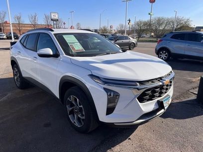 Used 2025 Chevrolet Trax LT w/ LT Convenience Package