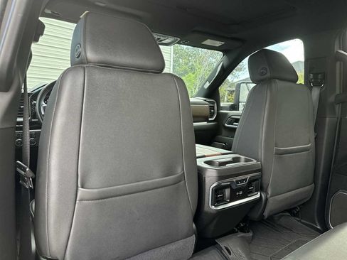 Certified 2025 Chevrolet Silverado 2500 High Country w/ Technology Package AWD/4WD image 16