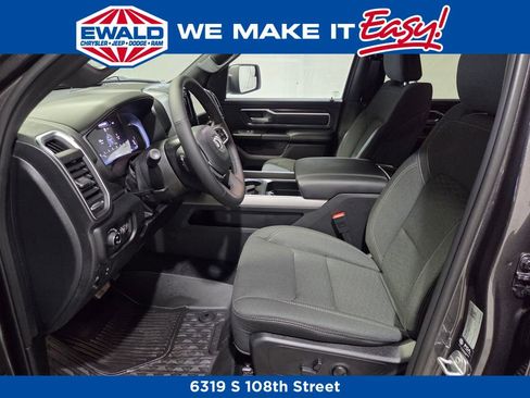 New 2026 RAM 1500 Big Horn AWD/4WD image 9