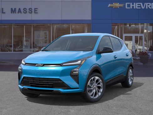 New 2027 Chevrolet Bolt LT image 6