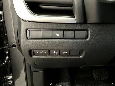 New 2026 Nissan Rogue SV w/ Cold Weather Package AWD/4WD image 29