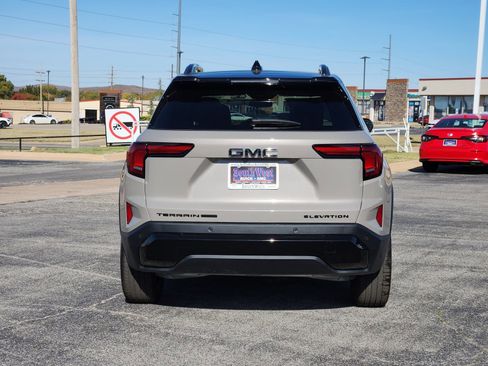 New 2026 GMC Terrain Elevation w/ Black Edition image 8