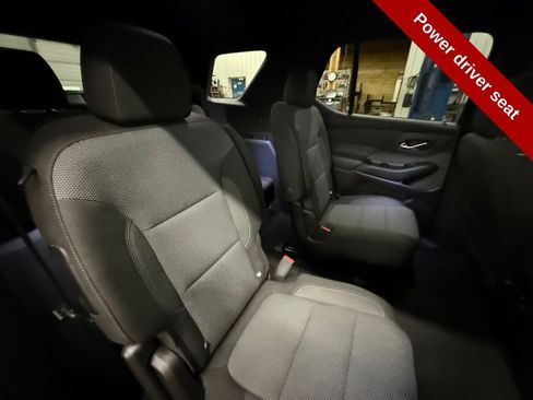 Used 2023 Chevrolet Traverse LT w/ Rear Camera Mirror Package AWD/4WD image 43