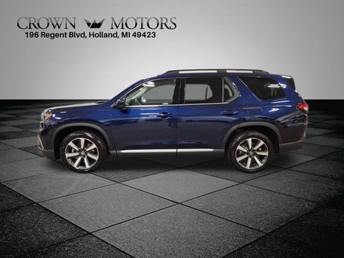 Used 2024 Honda Pilot Touring image 6