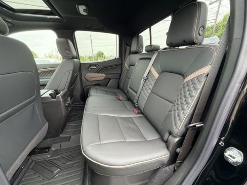 New 2026 GMC Canyon Denali w/ LPO, Denali Black Edition AWD/4WD image 25