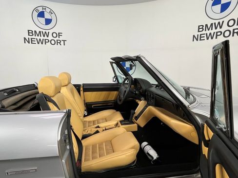 Used 1991 Alfa Romeo Spider Veloce image 19