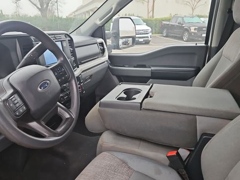 Used 2024 Ford F250 XLT image 14