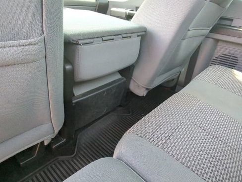 Used 2011 Ford F250 XLT w/ XLT Interior Pkg AWD/4WD image 23