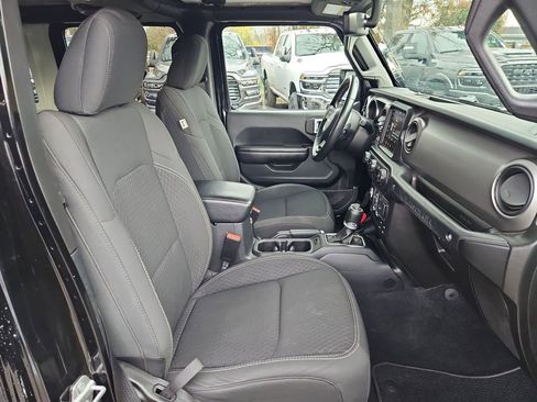 Certified 2021 Jeep Wrangler Unlimited Sport S image 16