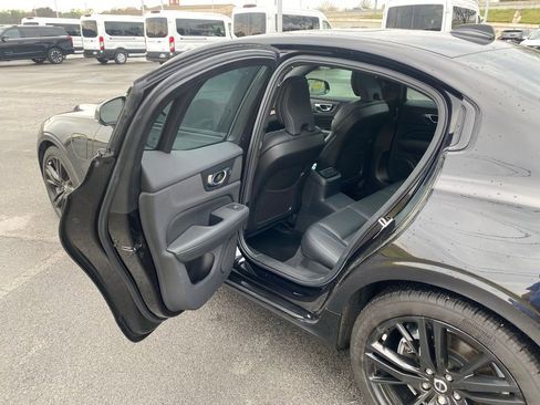 Used 2023 Volvo S60 T8 Plus w/ Climate Package image 27