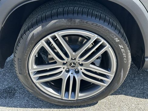 Certified 2020 Mercedes-Benz GLS 450 4MATIC image 21