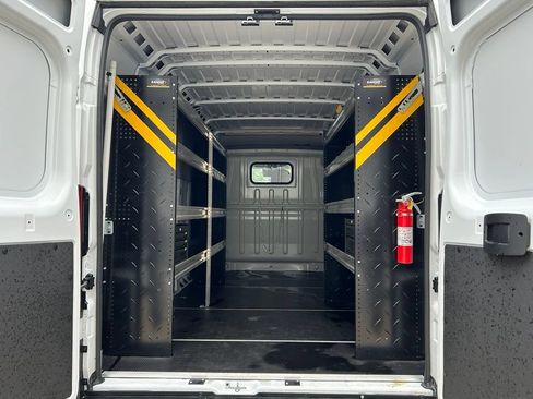 Used 2024 RAM ProMaster 2500 FWD image 14