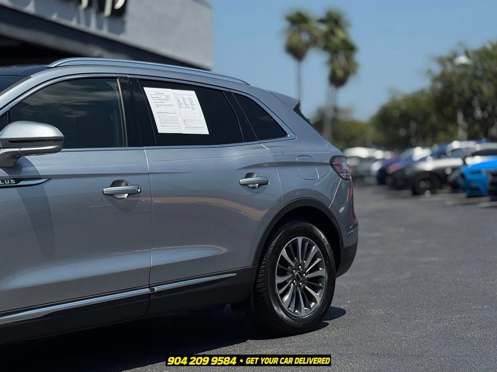 Used 2021 Lincoln Nautilus Reserve FWD image 3
