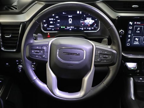 Used 2022 GMC Sierra 1500 Denali image 3