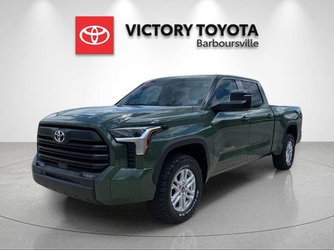 Used 2023 Toyota Tundra SR5 w/ SR5 Convenience Package AWD/4WD image 1