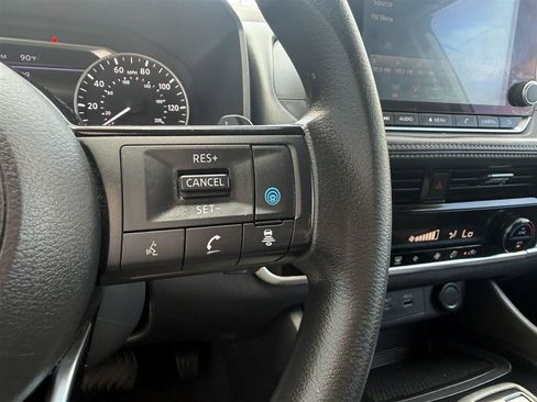 Used 2021 Nissan Rogue SV AWD/4WD image 30