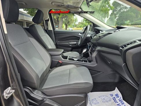 Used 2018 Ford Escape SE FWD image 13