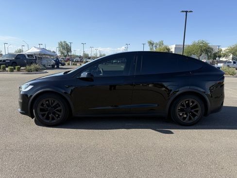 Used 2023 Tesla Model X AWD/4WD image 9