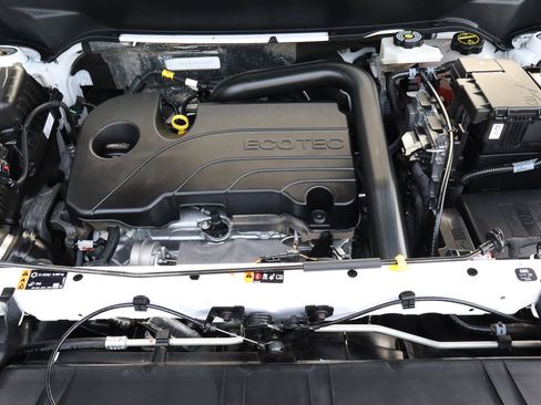 Used 2024 GMC Terrain SLE image 18