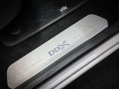 Used 2022 Aston Martin DBX AWD/4WD image 19