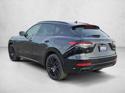 Used 2021 Maserati Levante image 8