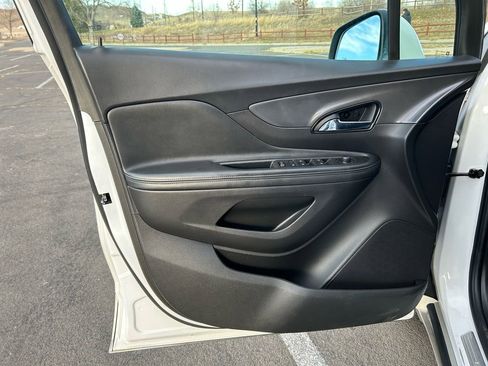 Used 2018 Buick Encore Preferred image 13