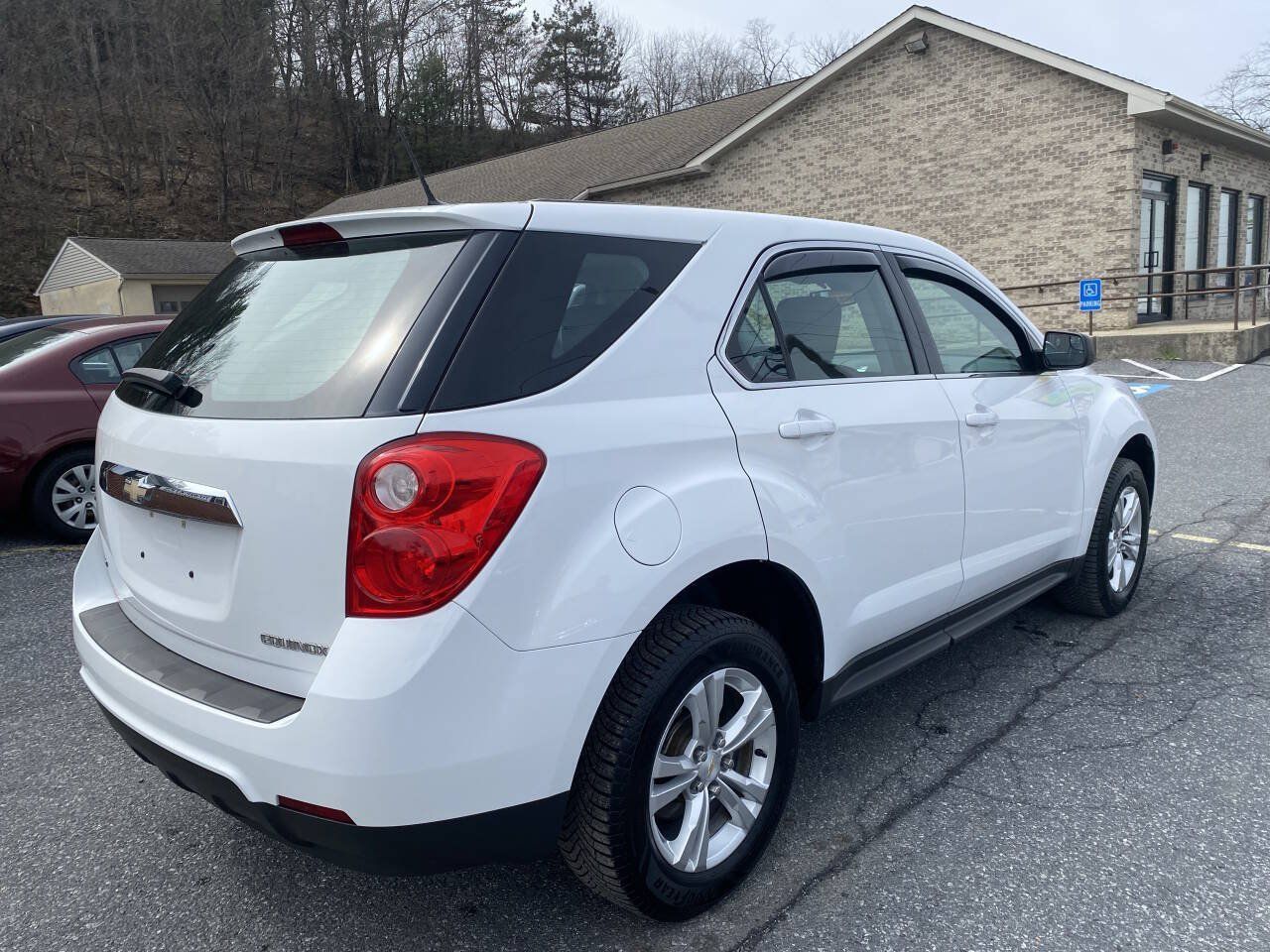Used 2014 Chevrolet Equinox LS AWD/4WD image 5