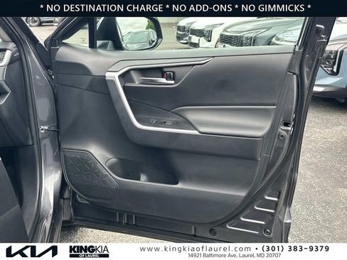 Used 2024 Toyota RAV4 XLE AWD/4WD image 20