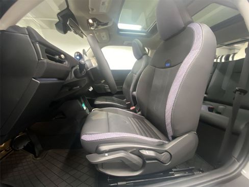New 2026 MINI Cooper 2-Door Hardtop FWD image 17