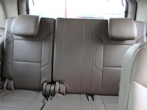 Used 2018 Chevrolet Tahoe LT w/ Luxury Package image 21