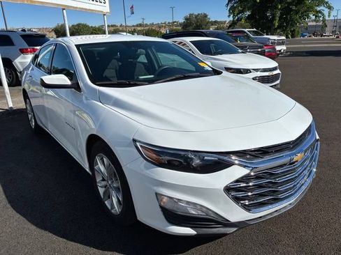 Used 2024 Chevrolet Malibu LT FWD image 3
