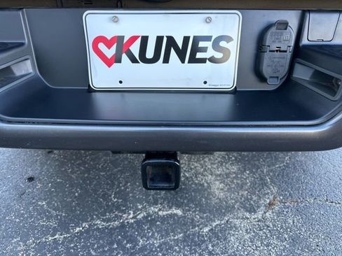 Used 2020 RAM 1500 Sport w/ Leather & Sound Group image 15