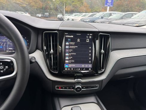 Certified 2025 Volvo XC60 B5 Plus image 26