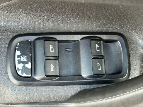 Used 2019 Ford Fiesta SE w/ Equipment Group 201A FWD image 11