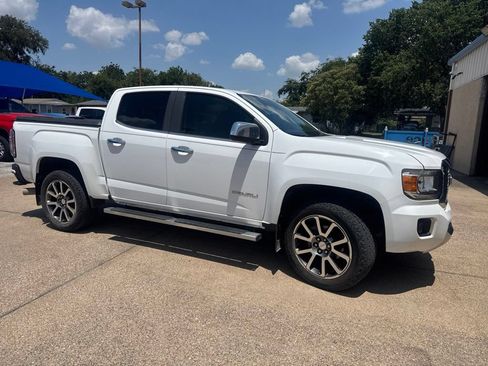 Used 2017 GMC Canyon Denali AWD/4WD image 3