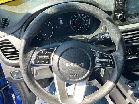 Used 2022 Kia Seltos LX AWD/4WD image 10