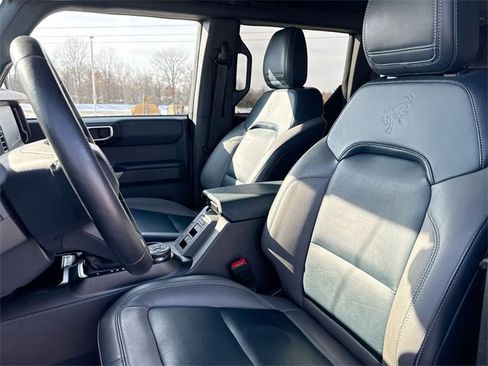 Used 2023 Ford Bronco Outer Banks image 18