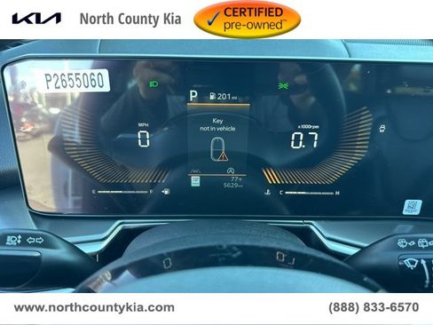 Certified 2025 Kia Sorento S image 10