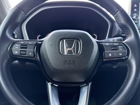 Used 2025 Honda Pilot Touring image 26