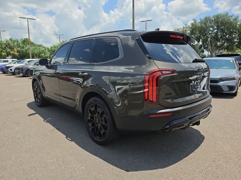 Used 2021 Kia Telluride SX w/ Nightfall Edition Package AWD/4WD image 6