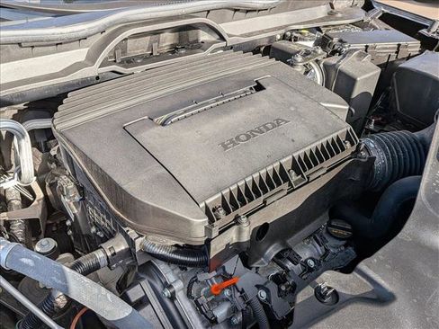 Used 2025 Honda Pilot Black Edition image 26