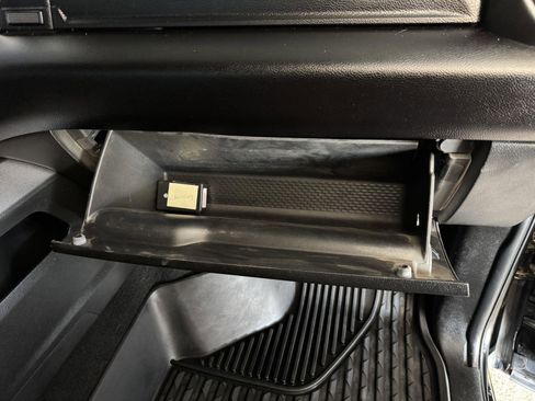 Used 2025 RAM 3500 Big Horn image 39