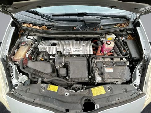 Used 2014 Toyota Prius Two FWD image 30
