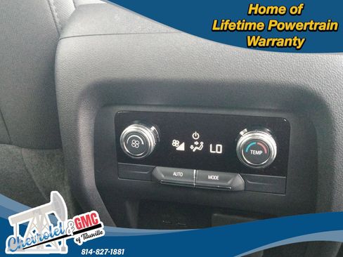 New 2025 GMC Acadia Elevation image 29