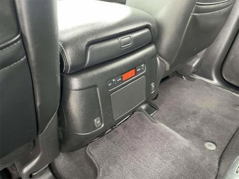 Used 2019 Nissan Armada SL w/ Premium Package image 29