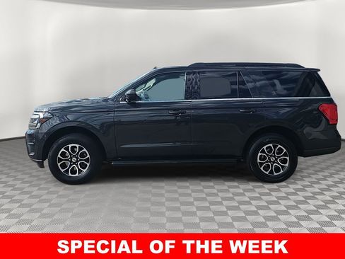 Used 2024 Ford Expedition XLT image 6